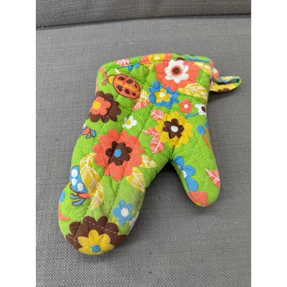 Vintage Quilted Mixer & Toaster Covers with Floral Oven Mitt–Retro Kitchen Decor - Picture 6 of 10